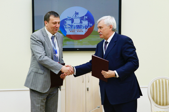 22 мая 2014 года на ПМЭФ подписано соглашение о создании на заводе "Звезда" нового высокотехнологичного производства